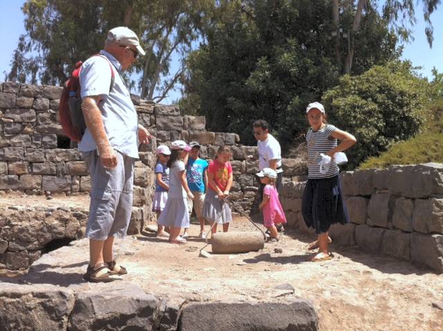 activities in the ancient Synagogue in Katzrin